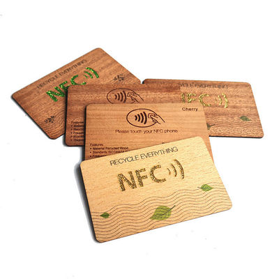 RFID ξύλινες κάρτες κλειδιών ξενοδοχείων Έλεγχος πρόσβασης με ματ ή γυαλιστερό φινίρισμα ISO14443A