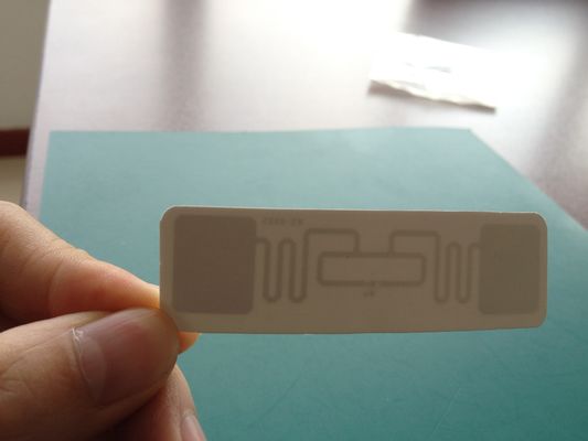 Κενό H3 / H4 UHF RFID αυτοκόλλητο ετικέτες Custom Smart Adhesive Rfid ετικέτες για την εφοδιαστική