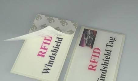 Απόσταση ανάγνωσης 4m RFID UHF Inlay PET HF RFID Inlay με Impinji Monza 4 Chip