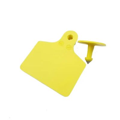 70x80mm 104x74mm UHF Ετικέτες αυτιών RFID ζώων υλικό TPU για παρακολούθηση κτηνοτροφίας